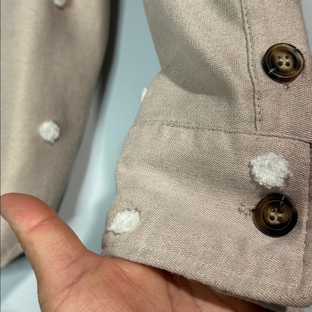 Blue Pepper
Mod Boutique Button Down - Picture 5 of 7